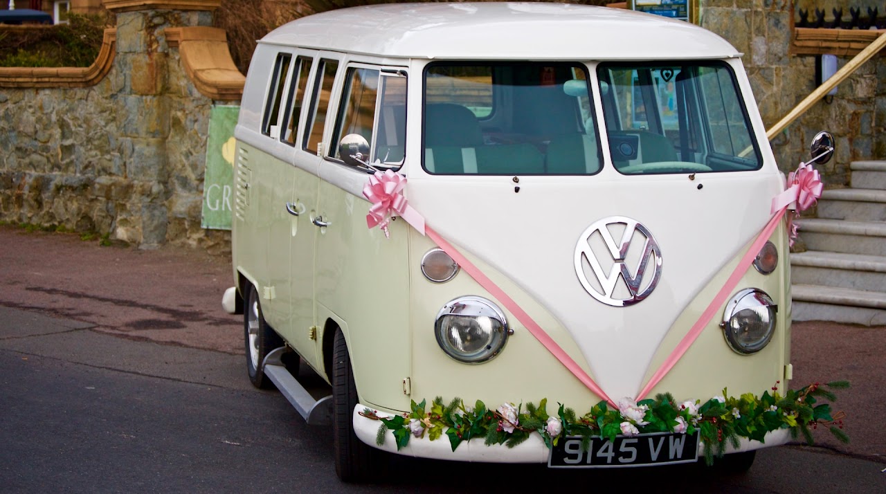 Furgoneta VW vintage decorada